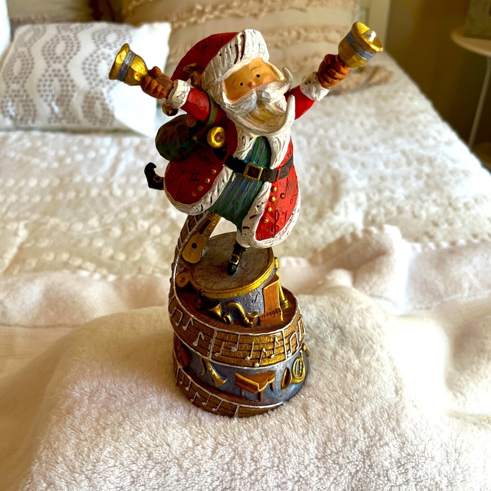 Hallmark Collectors Choice Ringing in The Season Santa Bells Music Box Ken Crow